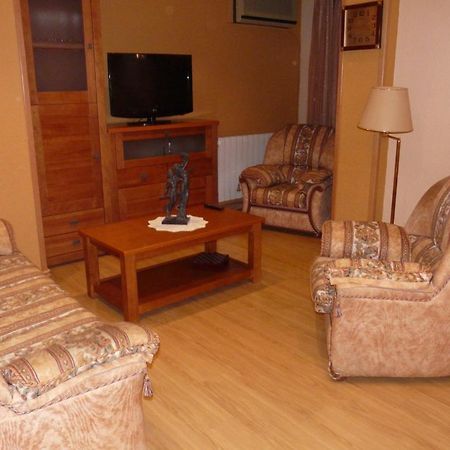 Apartamento Turistico Guara Casa Castro Barbastro Zewnętrze zdjęcie