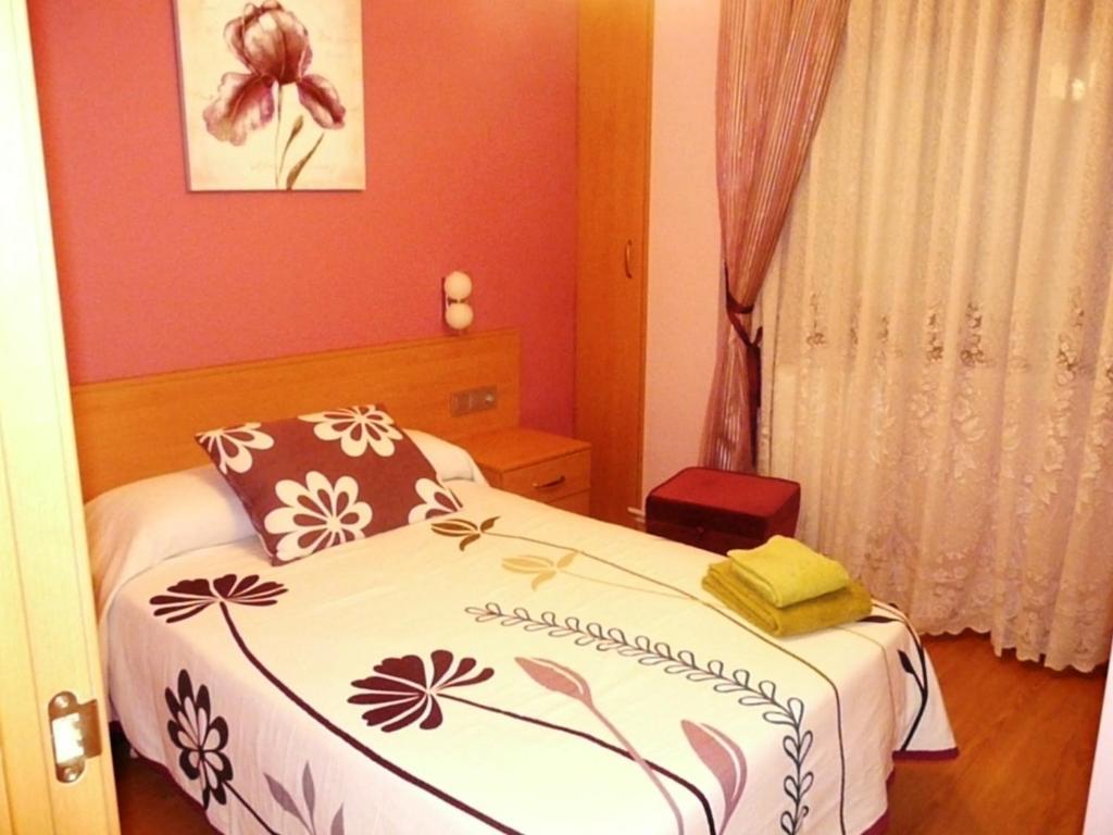 Apartamento Turistico Guara Casa Castro Barbastro Zewnętrze zdjęcie